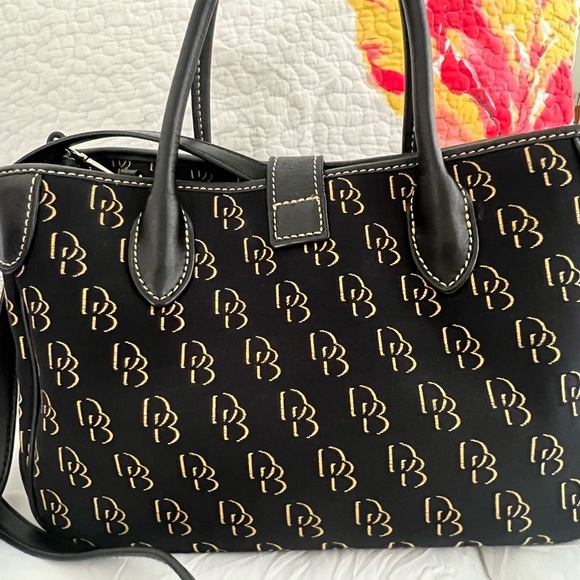 Dooney and Bourke Signature Satchel - Picture 2 of 12